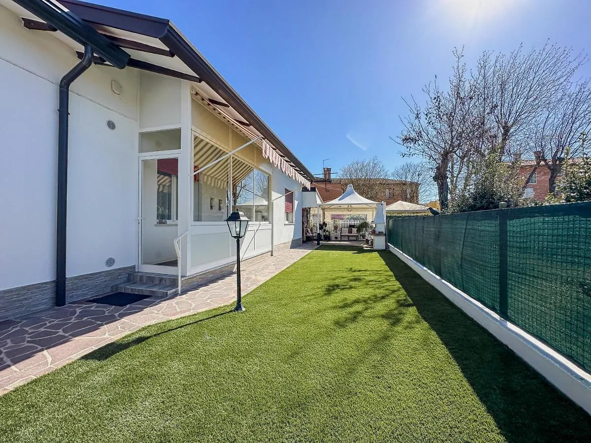 Villa Casa Mirella Cavallino-Treporti 0*,  Italien